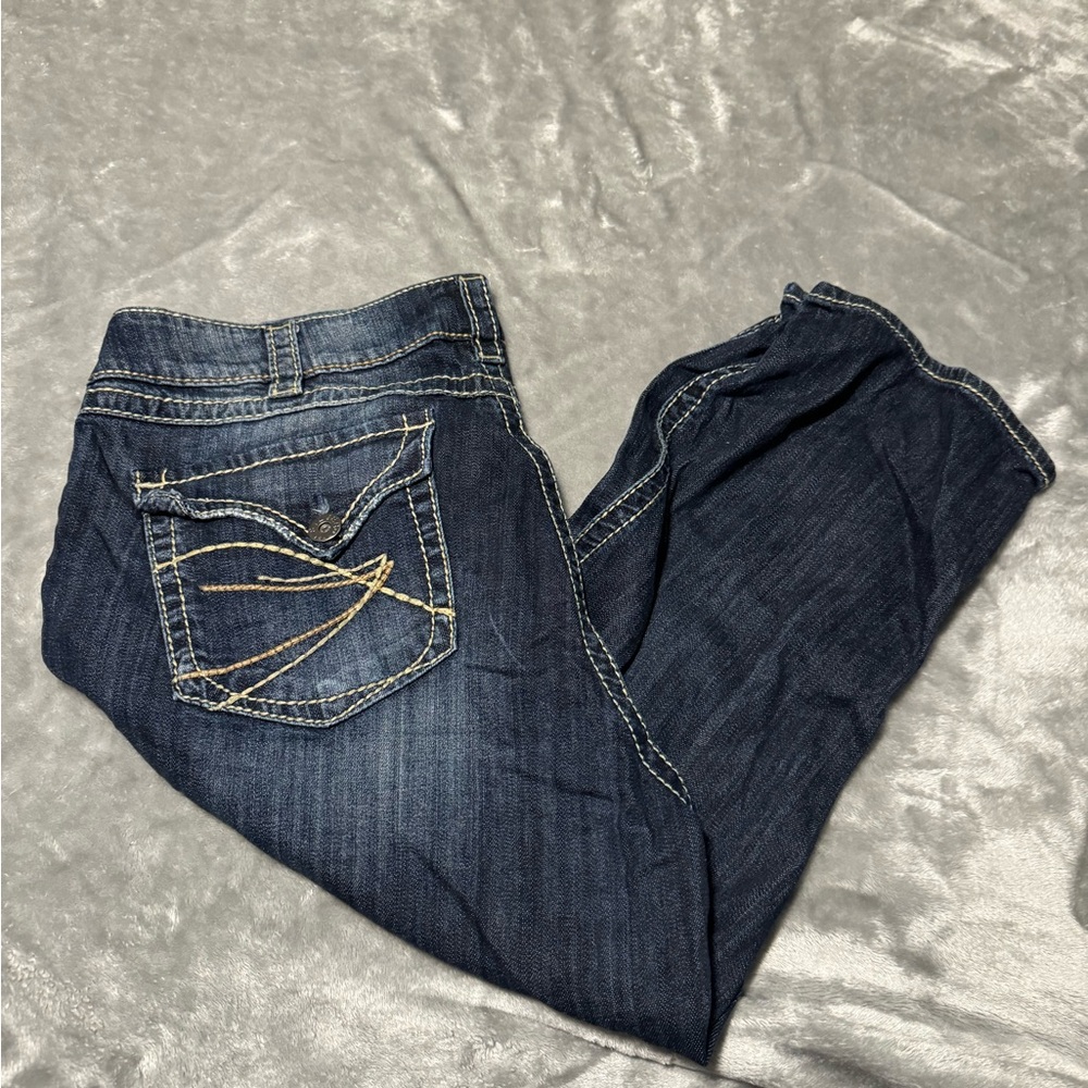 Silver Jeans Dark Indigo Denim McKenzie Capri’s